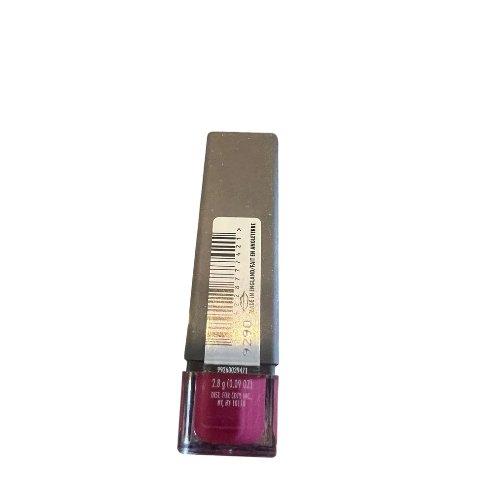 Covergirl Exhibitionist 24HR Matte Lipstick 650 Provocateur Berry Pink 0.09oz‎